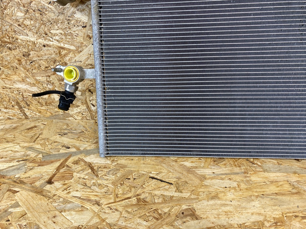 фото №9, Радиатор кондиционера volvo xc60 ii xc90 ii v90 v60 ii 32208371 32208370