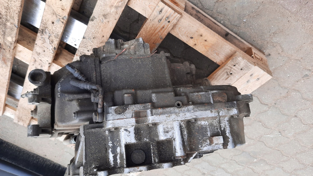 Коробка передач передач 55-51sn 5449434a saab 95 9-5 i 2.3t Київ