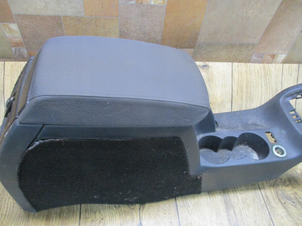 фото №7, Skoda octavia ii 2 тунель середній підлокітник europa чорний