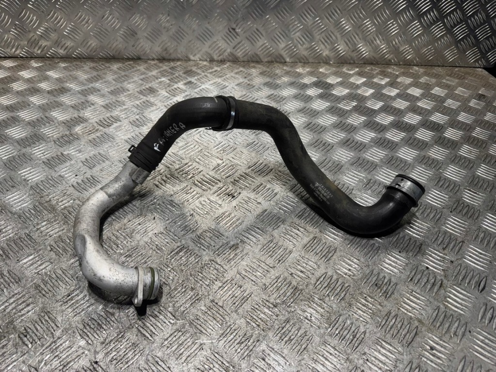 фото №1, Panamera 970 3.0 tdi патрубок труба води радіатора рідина рідина 97010640130