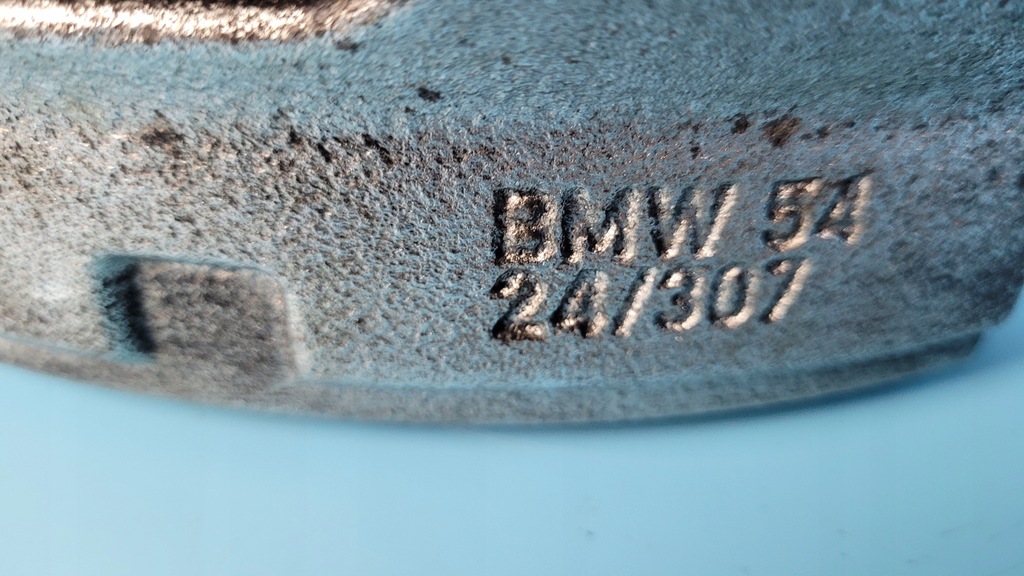 фото №11, Bmw x1 u11 sdrive18i 23r суппорт тормозной левый перед 8850009