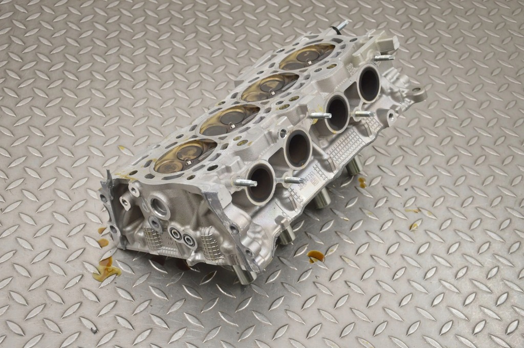 фото №9, Toyota corolla e210 e21 2021 головка двигателя