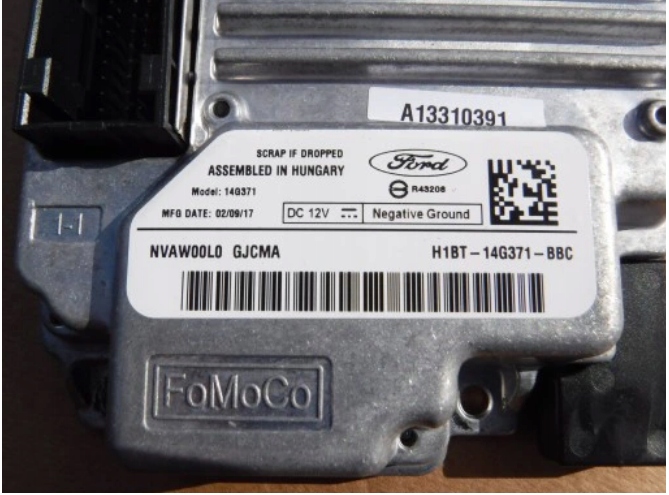 фото №6, Радіо синхронізація 3 екран сенсорний 8" ford fiesta mk8