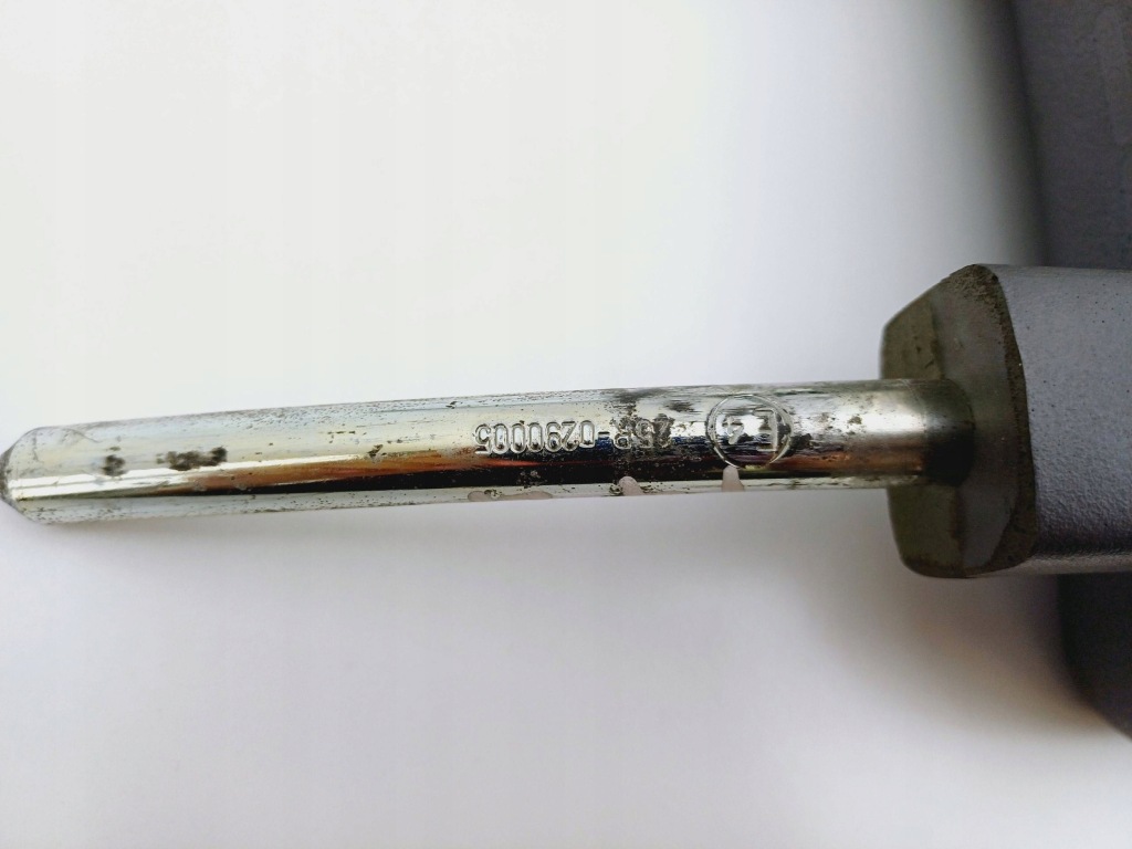 фото №7, Підголівник лівий перед vw transporter t4 701881717 nr12