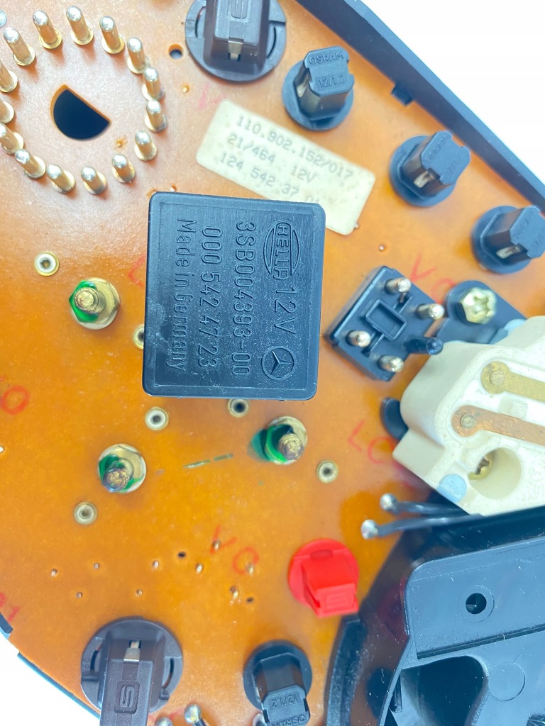 Панель приборная панель mercedes w124 1245435324 1245423701 1245420016 200e 230e m102 в Украине