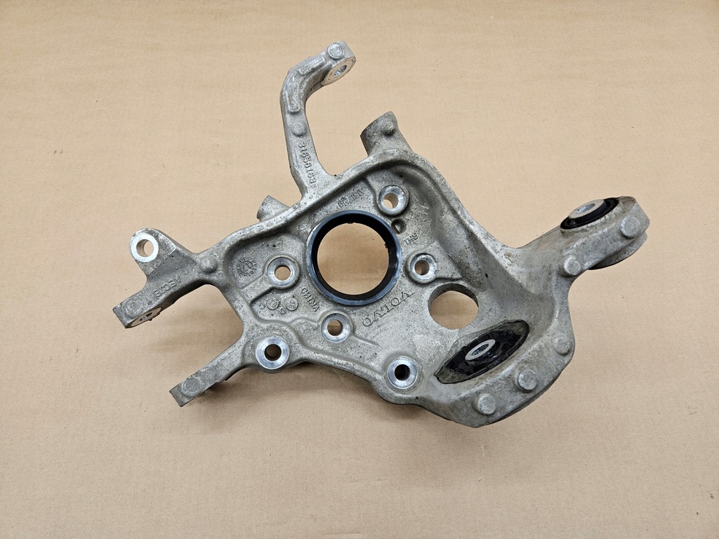 фото №1, Права поворотний кулак задня volvo v60 ii cross country 2019-2025