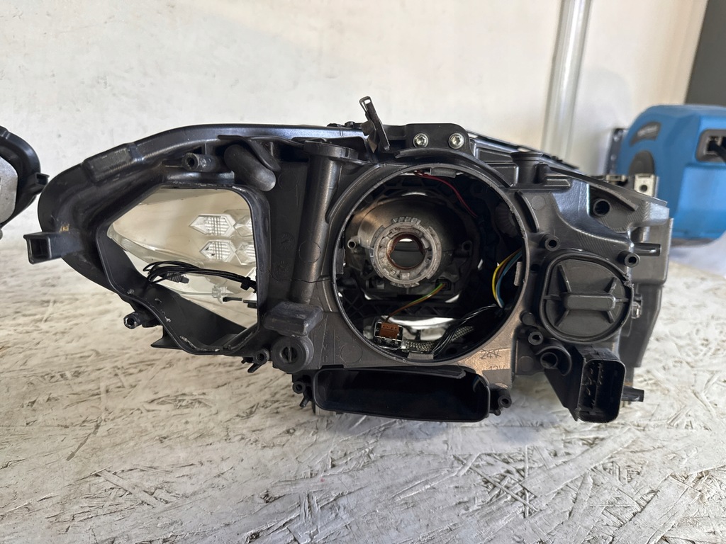 фото №10, Bmw 5 v f10 f11 лампа права ліва комплект bi ксенон некерований 7203246