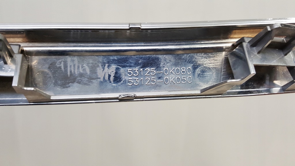 фото №9, Toyota hilux viii 8 хром решітка радіатора решітка радіатора 2015-2020r