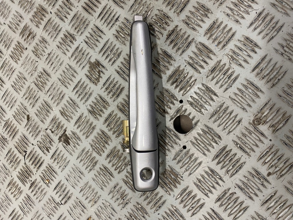 фото №1, Mitsubishi outlander i ручка правий перед передня mr526106