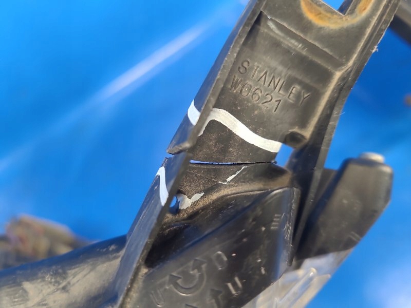 фото №6, Фара лампа ліва mitsubishi mirage 8301c693