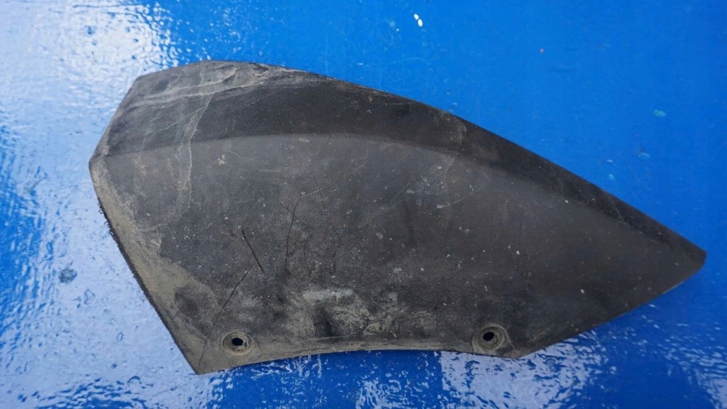 фото №1, Mercedes gla 247 - молдинг накладка бампера перед