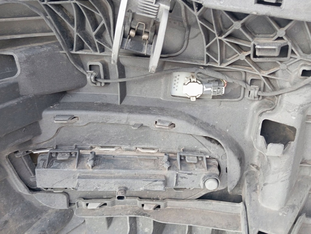 Купить Бампер перед передний mercedes glk x204 рестайлинг  оригинал