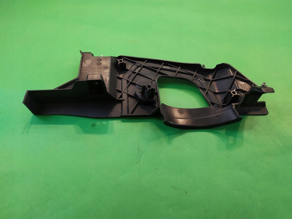 фото №8, Кронштейн выхлоп правое mercedes w213