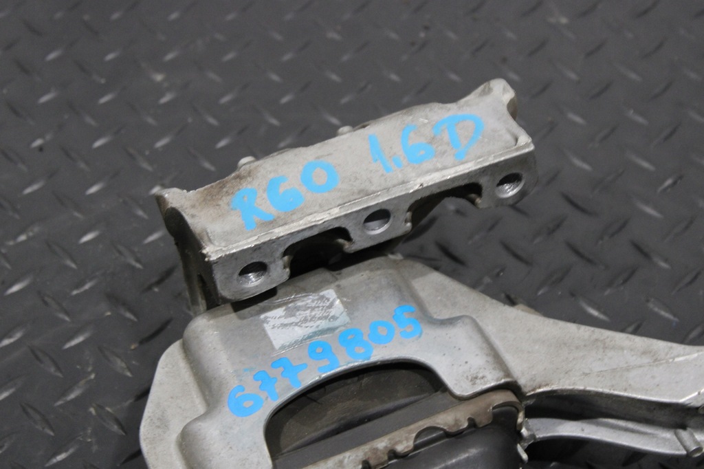фото №2, Кронштейн подушка двигателя mini countryman r60 6779805