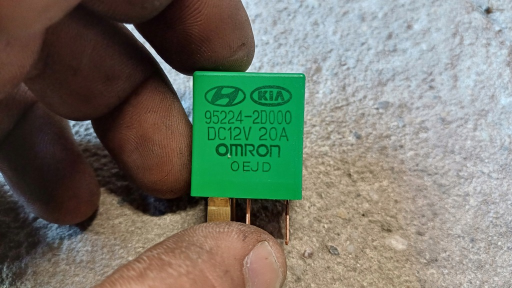 фото №1, Kia stonic реле 95224-2d000