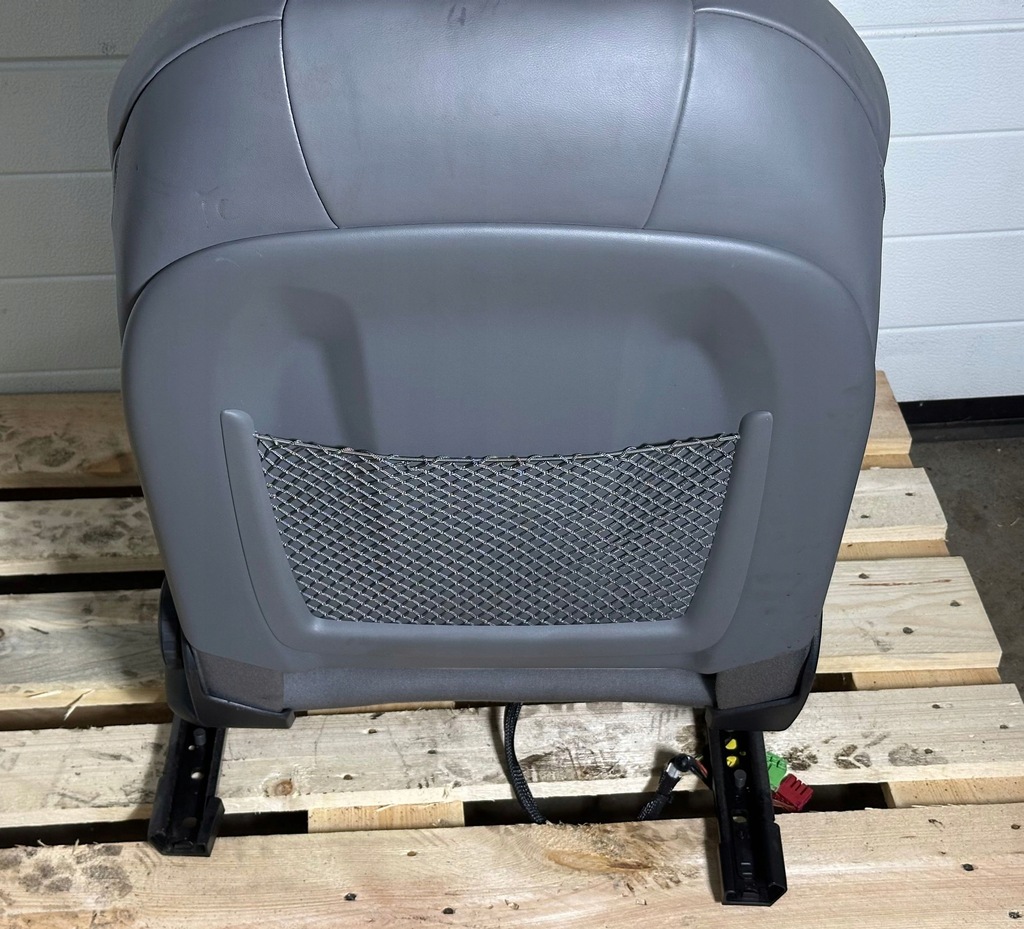 фото №10, Audi a3 s3 8v 2017 sline перед сторона левая сиденья, сиденье 5q4881105d