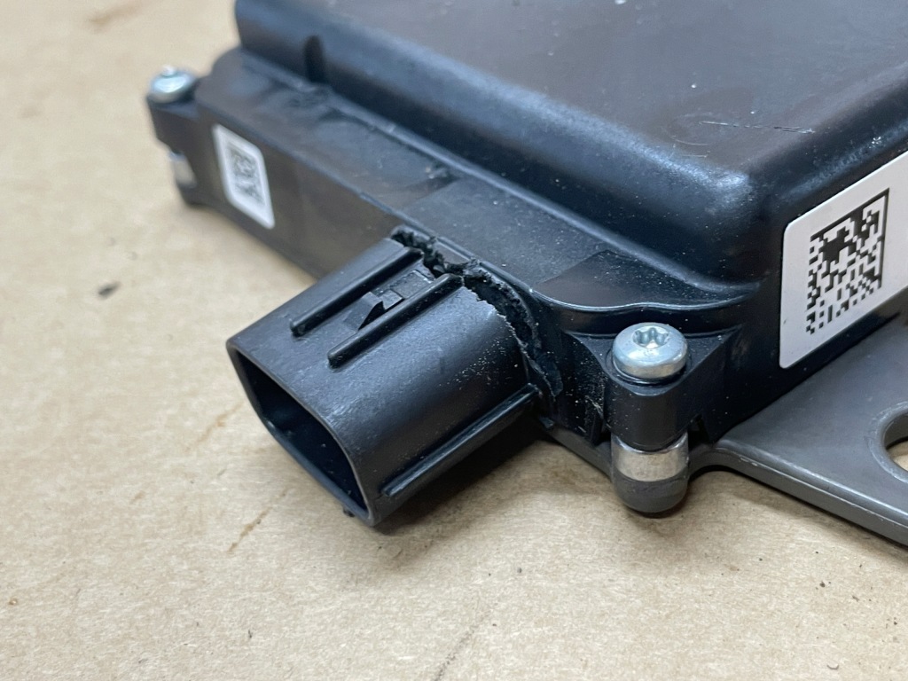 фото №3, Subaru forester датчик радар 87693sg000