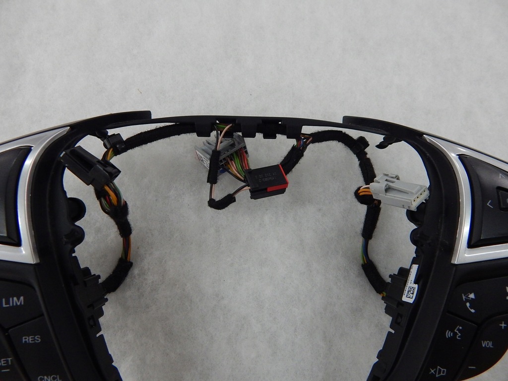 фото №5, Ford mondeo mk5 s-max ii galaxy mk3 - круїз-контроль кнопки керма