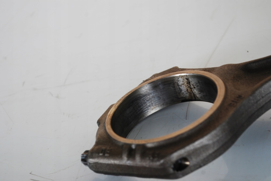 фото №2, Поршень шатун audi a6 c5 2.5 tdi afb 059f