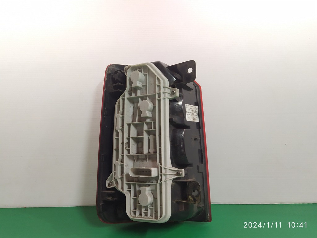 фото №10, Лампа правый задняя vw caddy 2k5 lift 2k1945096