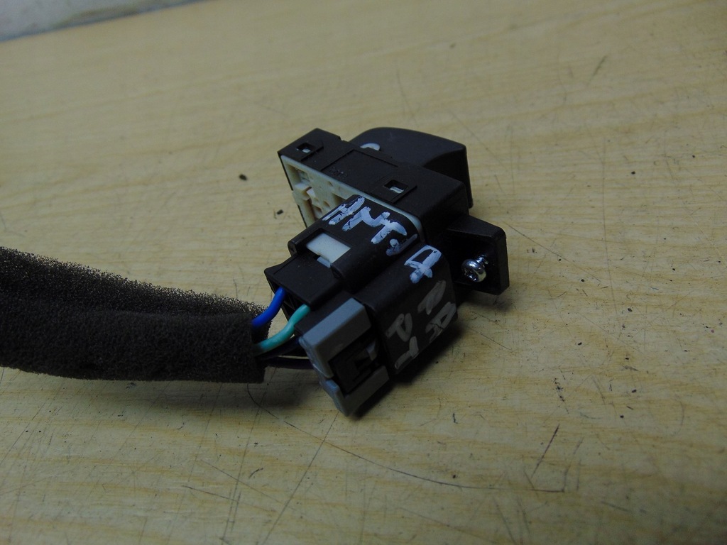 фото №1, Перемикач скло правий задня opel antara