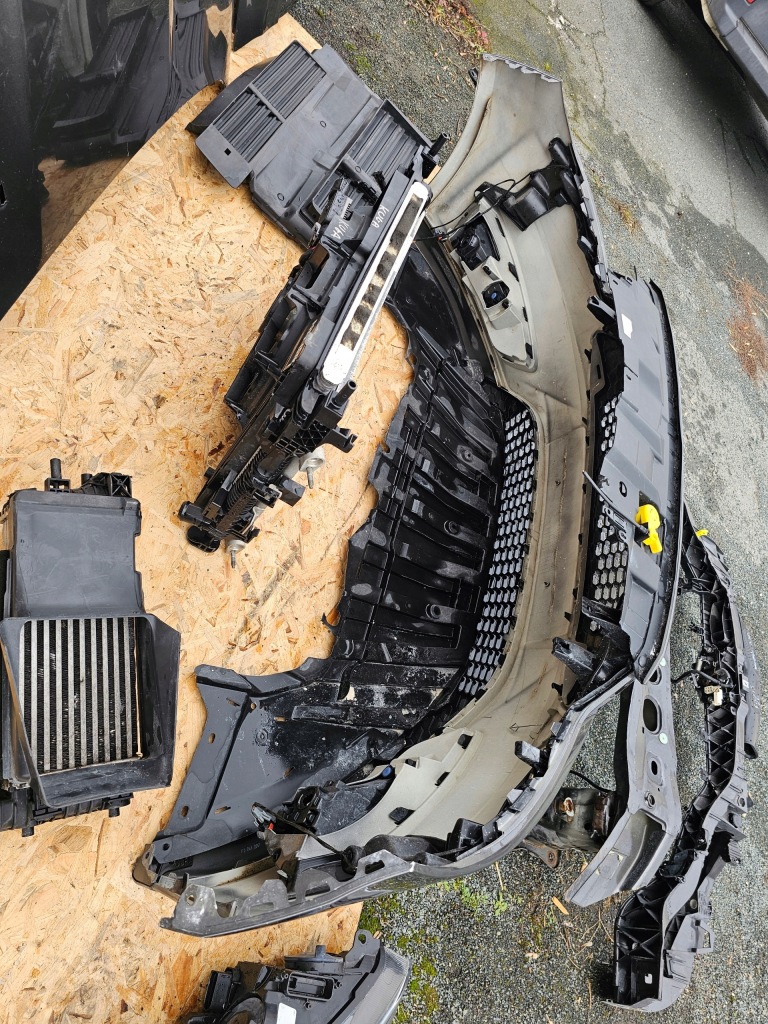 Ford focus mk3 рестайлінг  st line капот бампер фари в Україні