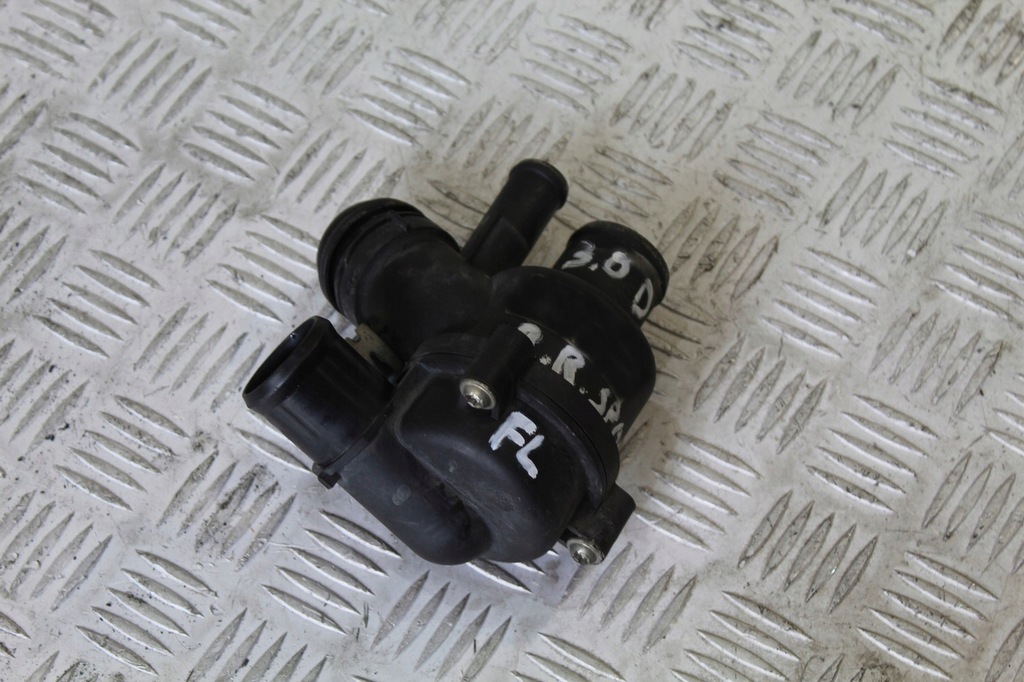 фото №1, Корпус термостата range rover sport fl