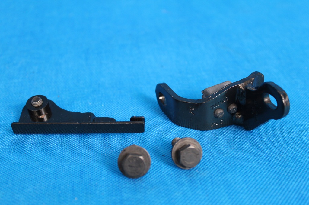 фото №14, Vw audi відбійник 7n0843414c