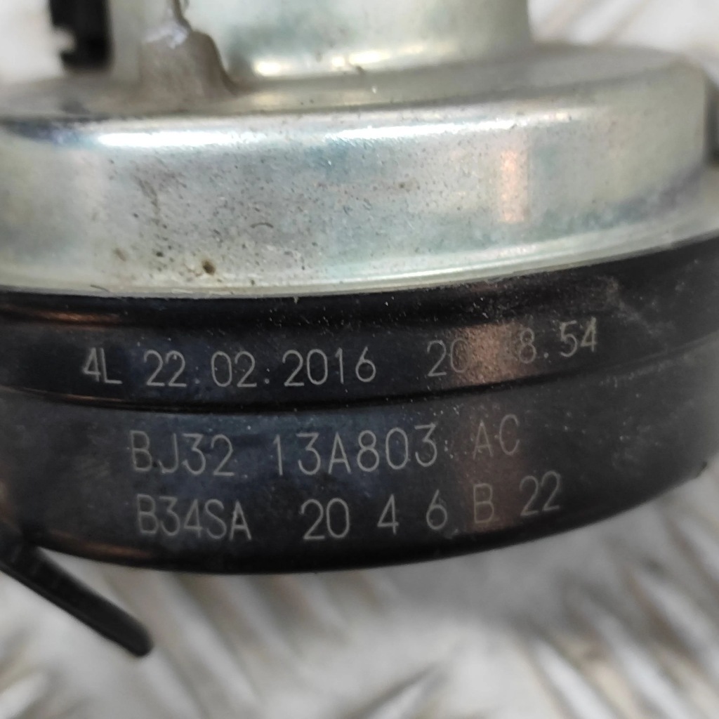 фото №7, Land rover discovery sport 2016 клаксон