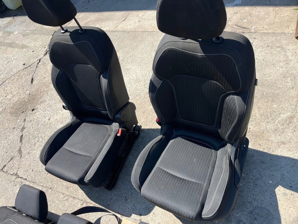 фото №7, Renault megane iv 4 kombi 2019r сиденья подогрев заднее сиденье задняя комплект