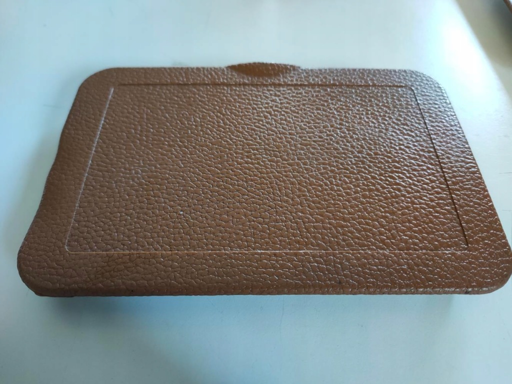 Крышка предохранителей palomino mercedes 107 б/у с Разборки