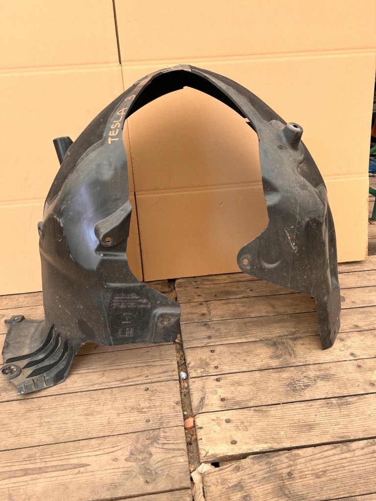 Подкрылок перед передние левая tesla model 3 1081581-00-e с Разборки
