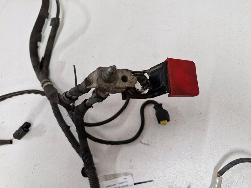 Peugeot 207 1.4 b vti джгут трубопровід електропроводка акумулятор клема плюсова Зі Шроту