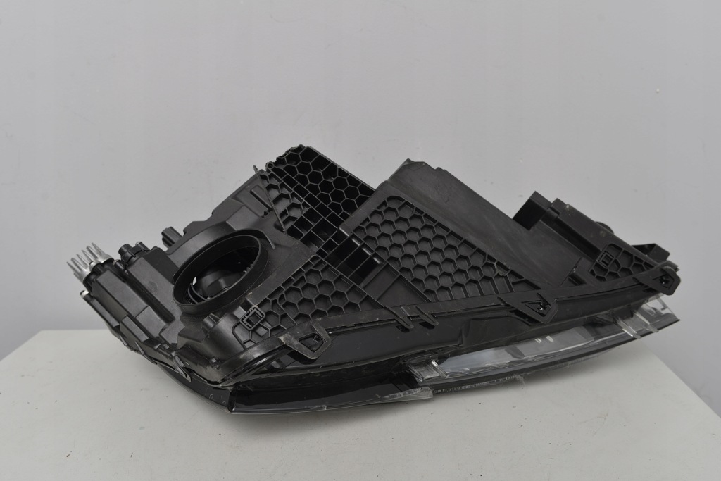 фото №11, Skoda superb 3 iii lift 20+ лампа full led crystal 3v1941015c