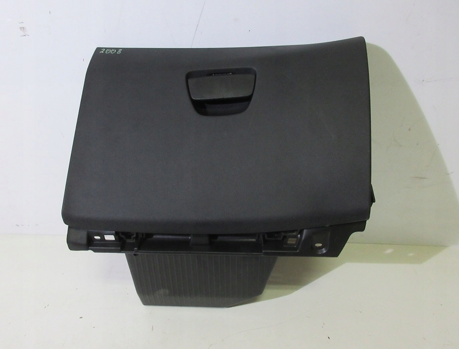 фото №1, Бардачок пасажира peugeot 2008