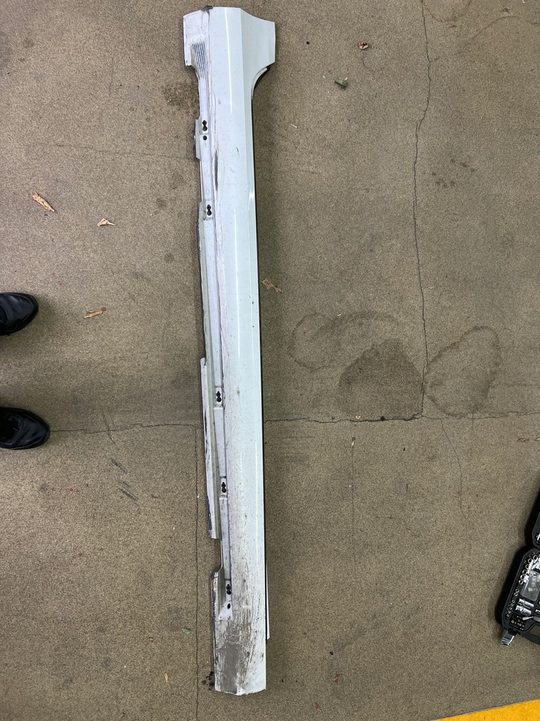 фото №1, Volvo v60 ii s60 ii молдинг поріг права накладка колір 707