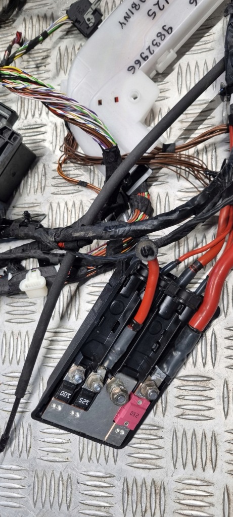 фото №12, Bmw оригінальний номер 6370316 9832966 2' f44 джгут електропроводка кабіни салону