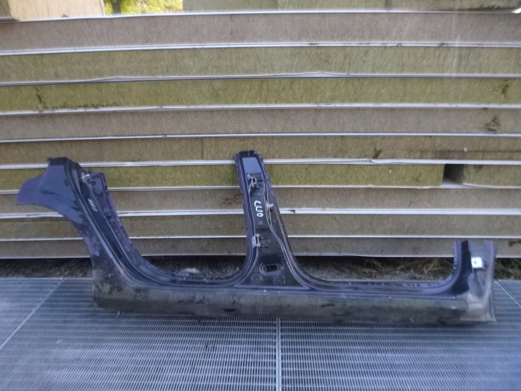 фото №1, Renault clio iv hb порог правый ze стойка длинный оригинальный номер