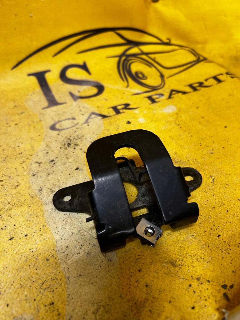 фото №1, Кронштейн захист полиця багажника mercedes e-klasa w213 kombi