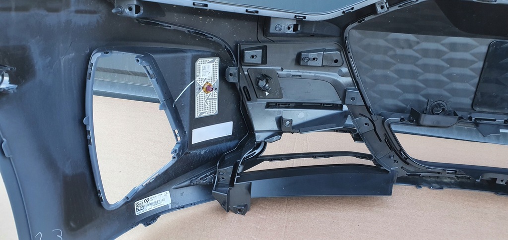 фото №16, Audi gt rs e-tron 4j3 бампер перед оригинал e145