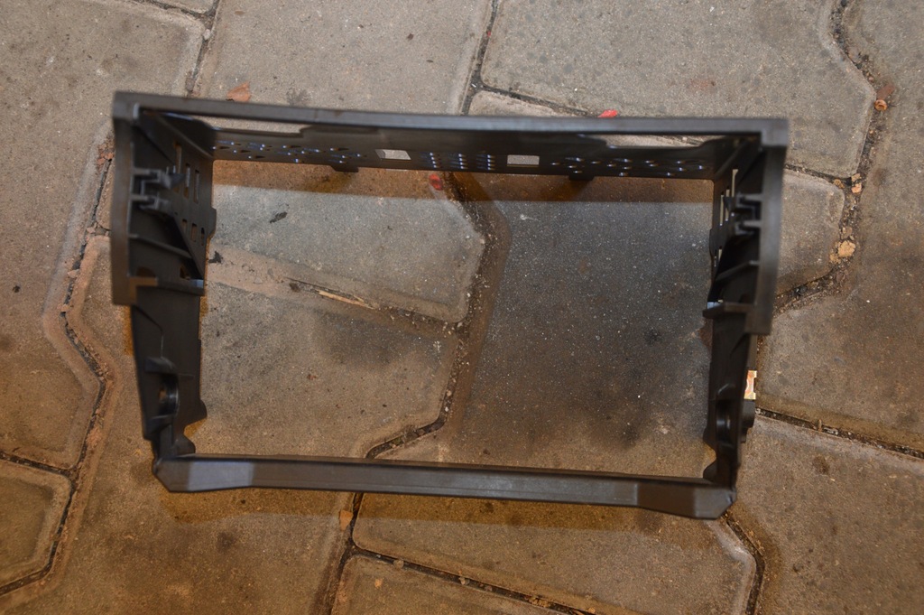 фото №1, Audi s6 c5 рамка радіо 4b0858075c