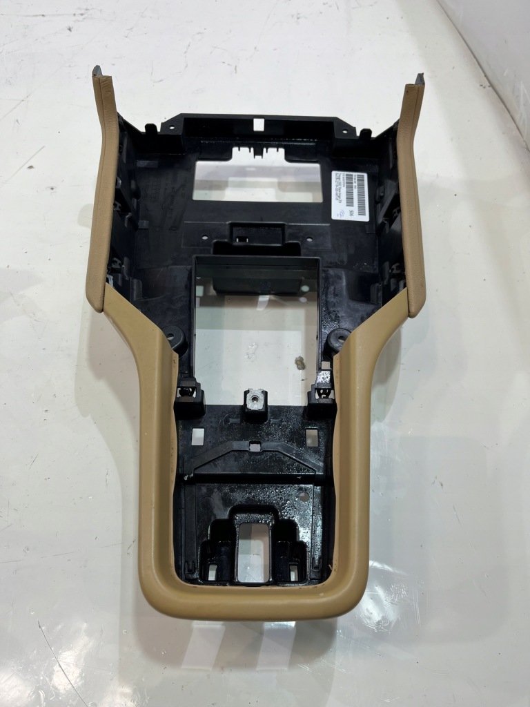 фото №1, Рамка тунель середнього cayenne ii 7p5 7p5864089 basis бежевий