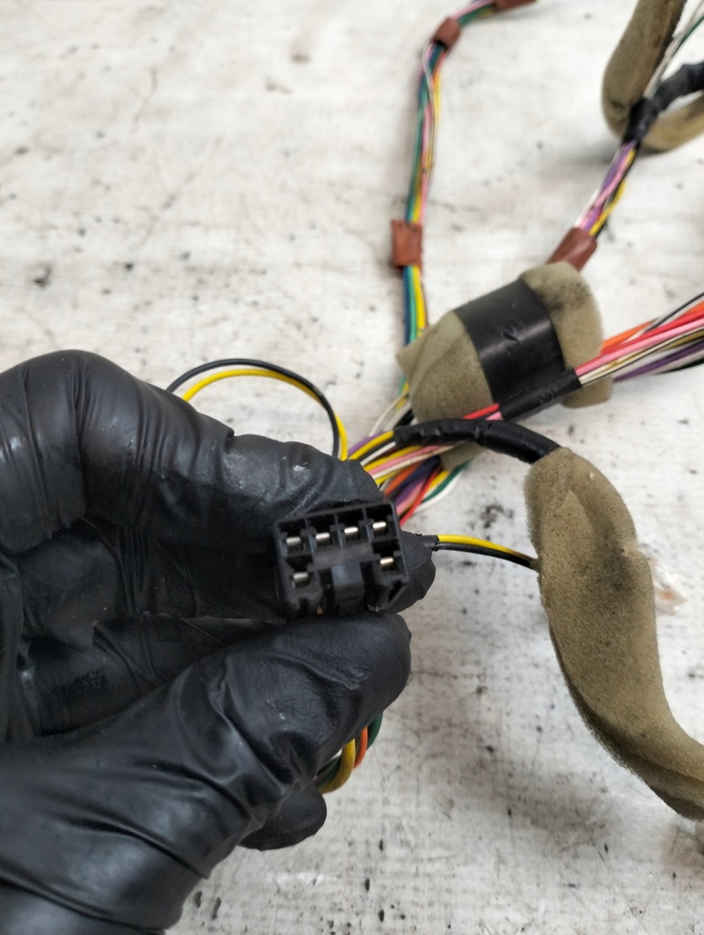 фото №8, Джгут електропроводка двері лівий перед toyota prius ii 08r 821247140y