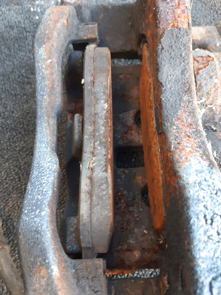 фото №3, Суппорт тормозной правый перед renault master iii