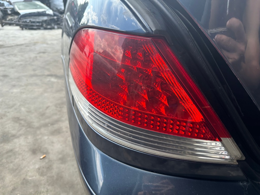 фото №1, Лампа led лівий задня bmw 7 e65 przed fl