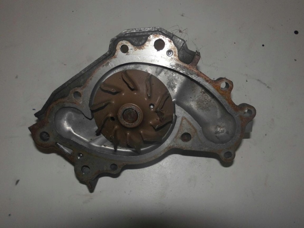 фото №2, Насос воды lexus rx400h