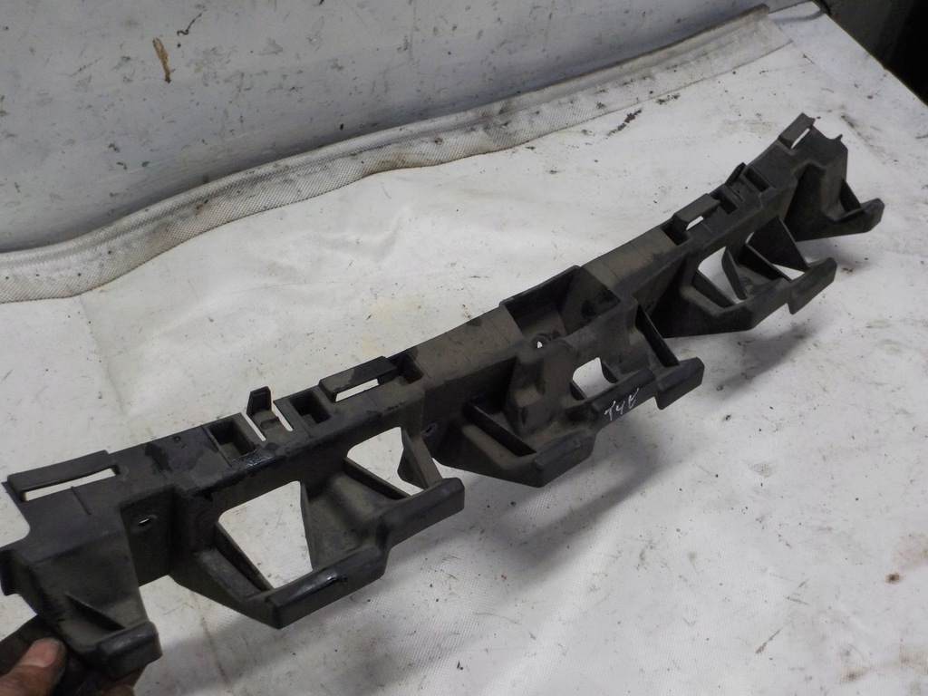 фото №2, Megane ii направляющая бампера задняя