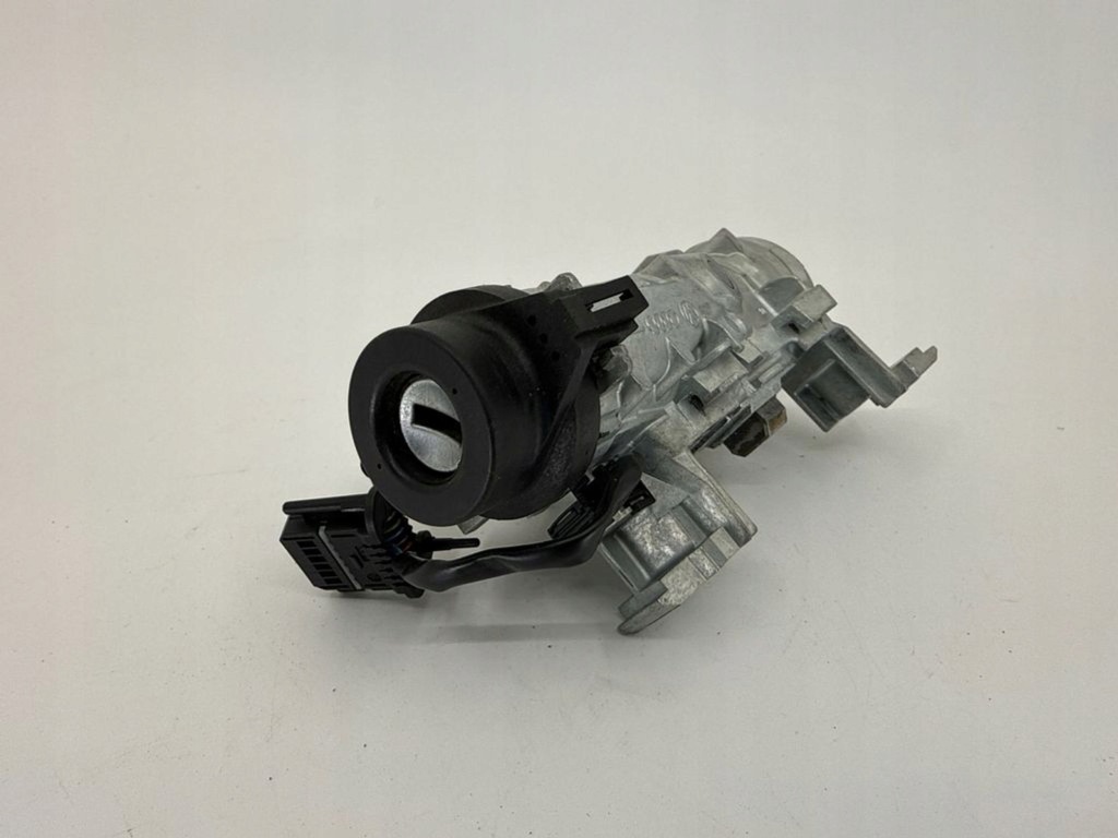 фото №1, Audi a3 s3 8p 2007 замок запалювання