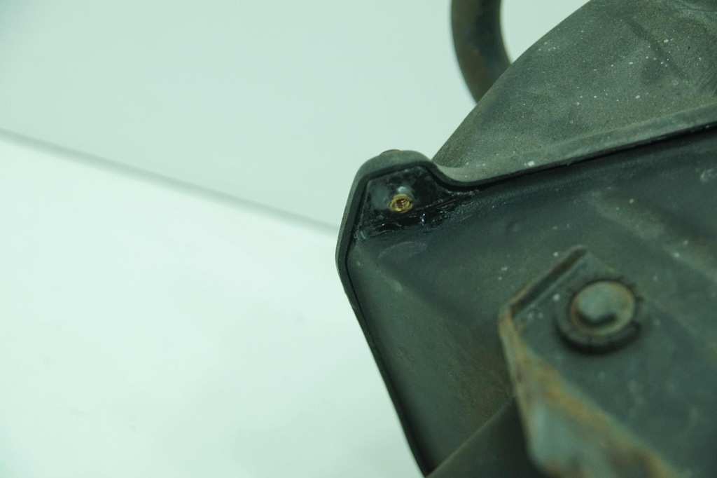 фото №5, Корпус фільтра повітря ліва maserati 3200gt 98