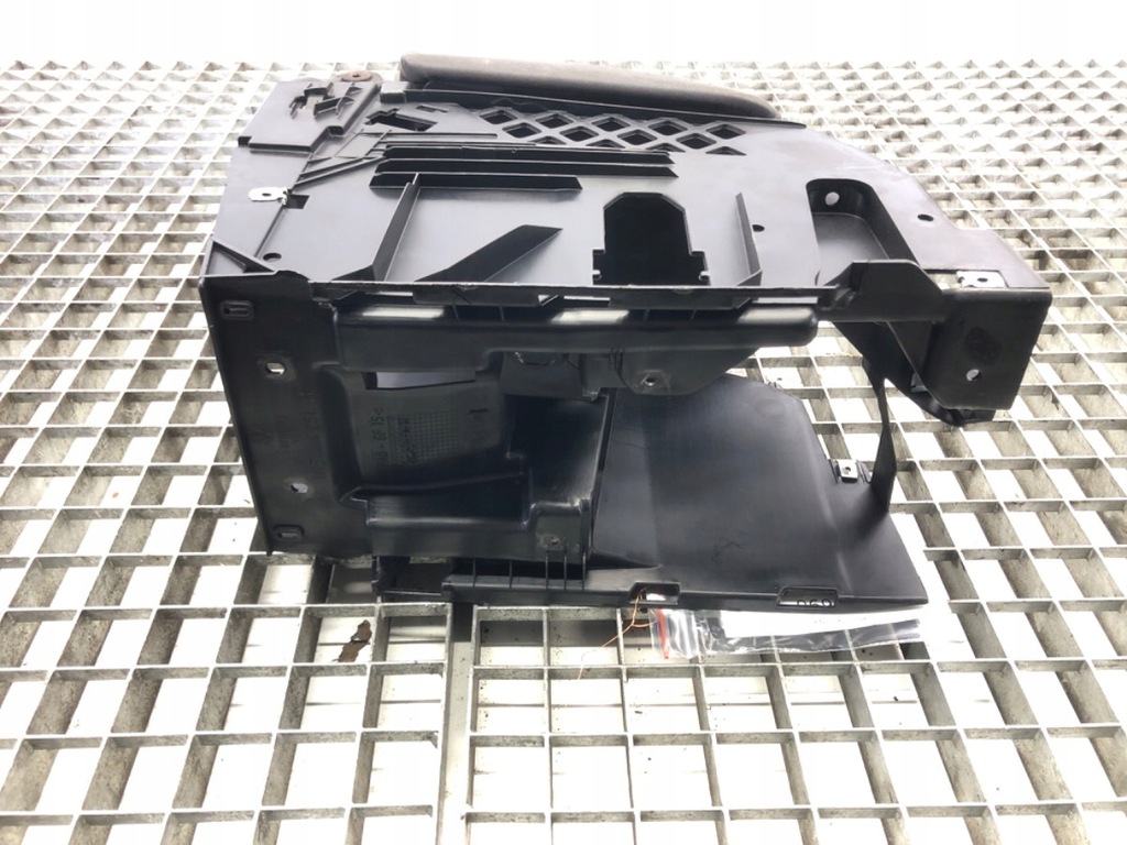 фото №5, Подлокотник vw golf v хэтчбек 03-10 1k0864207b